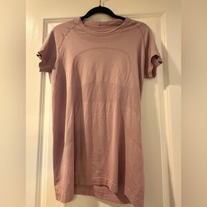 Lululemon swiftly tech shirt sleeve 12
